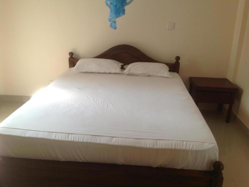 Araliya Blue Beach View Hotel Kudapaduwa Ngoại thất bức ảnh