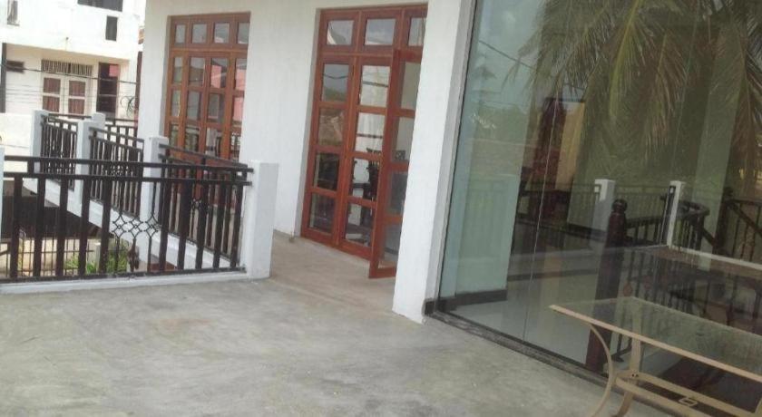 Araliya Blue Beach View Hotel Kudapaduwa Ngoại thất bức ảnh