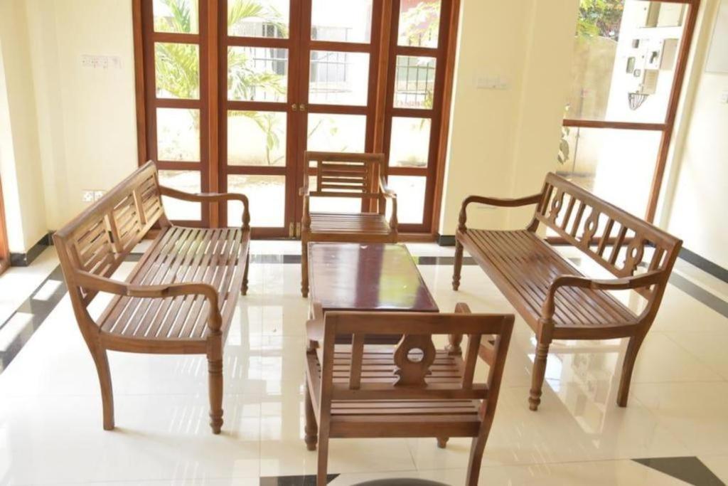 Araliya Blue Beach View Hotel Kudapaduwa Ngoại thất bức ảnh